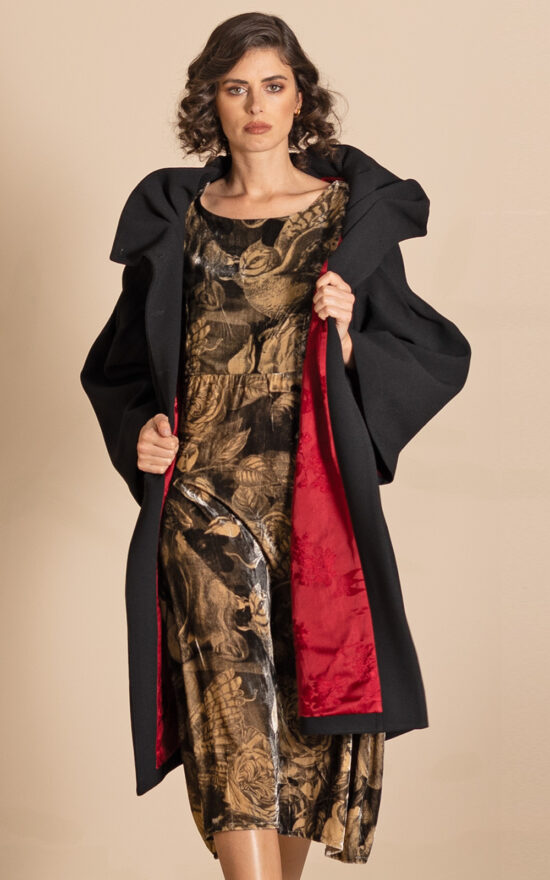 Dublin Tuck Coat product photo.