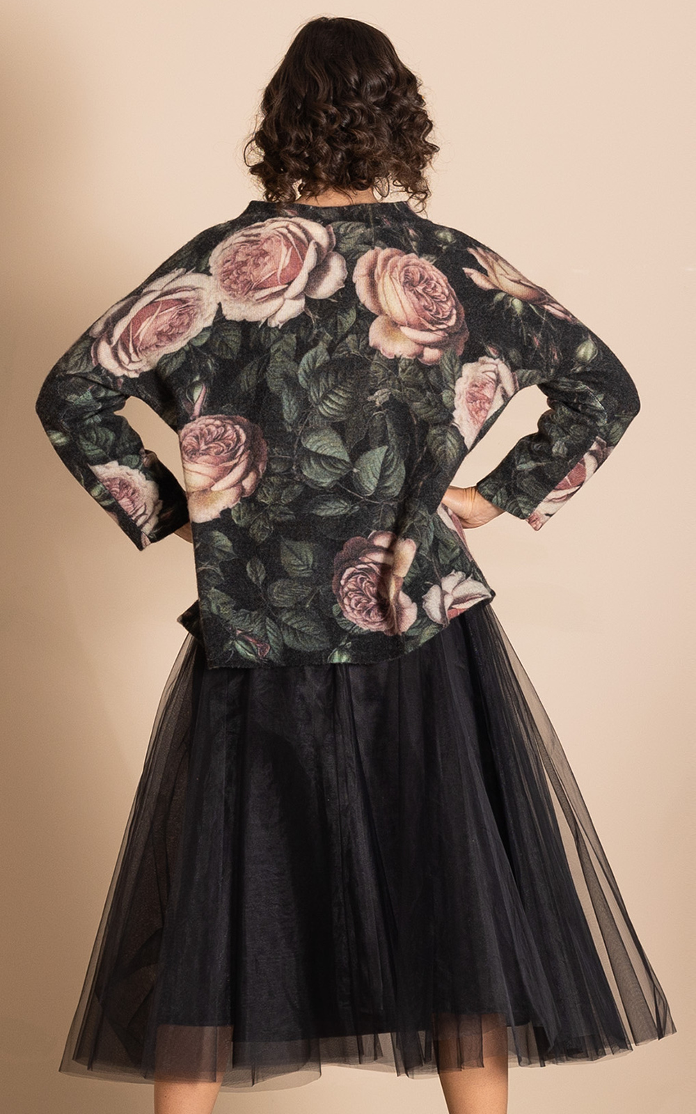 Old Roses Felt Knit Box Jumper product photo.