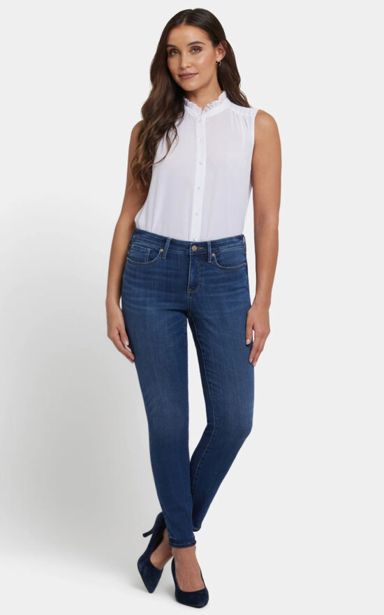 Missy Ami Skinny Sure Stretch product photo.