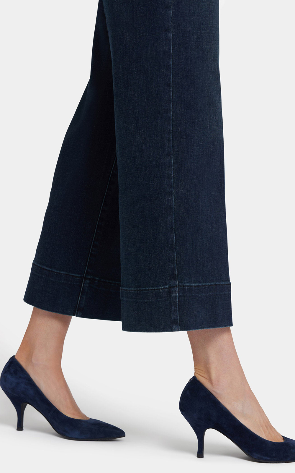Missy Teresa Wide Leg Ankle product photo.