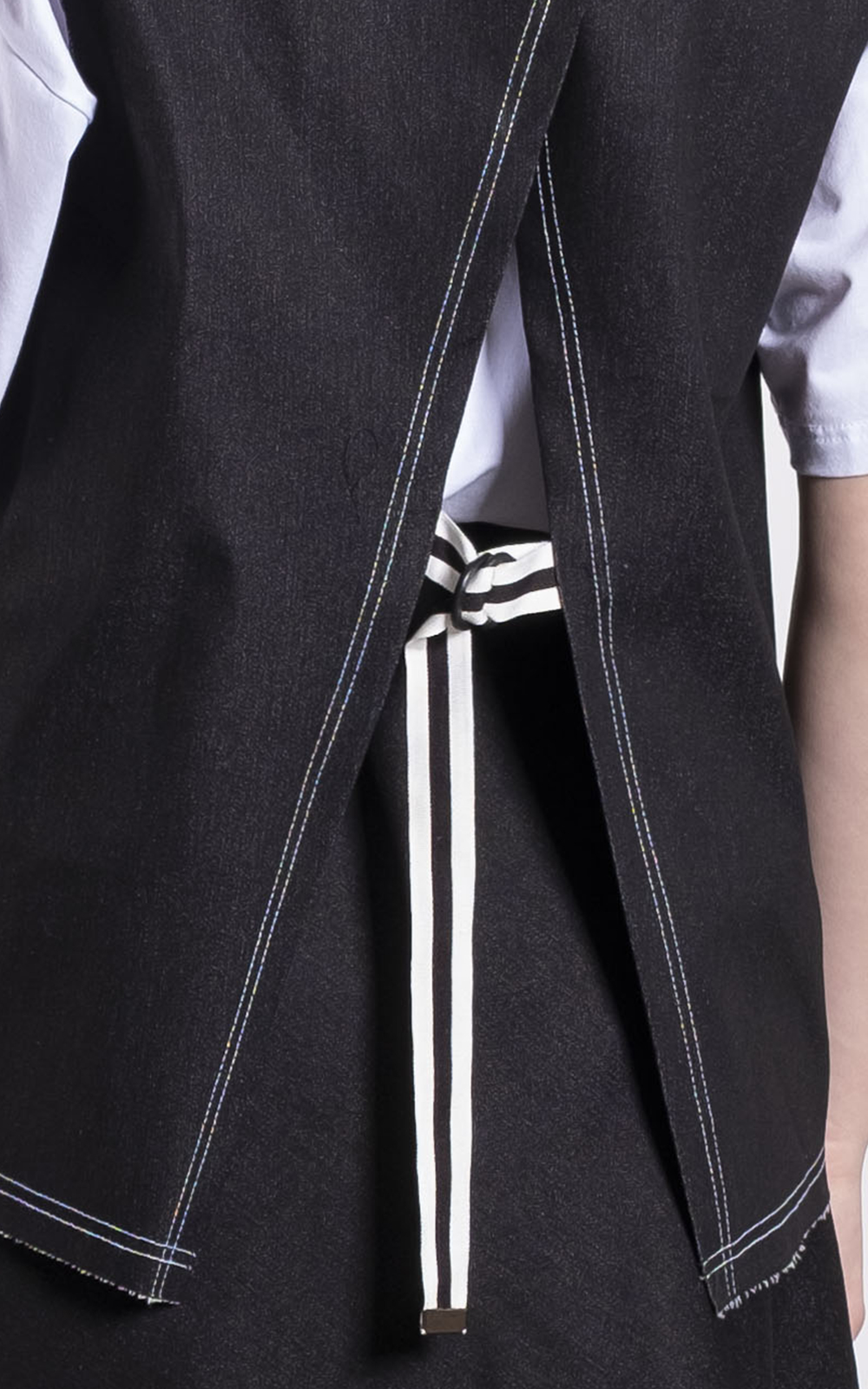 Urban Coal Tactile Vest product photo.