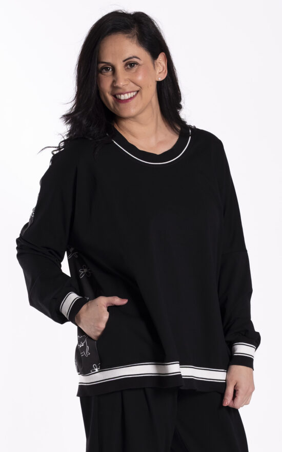 Sweatshirt product photo.