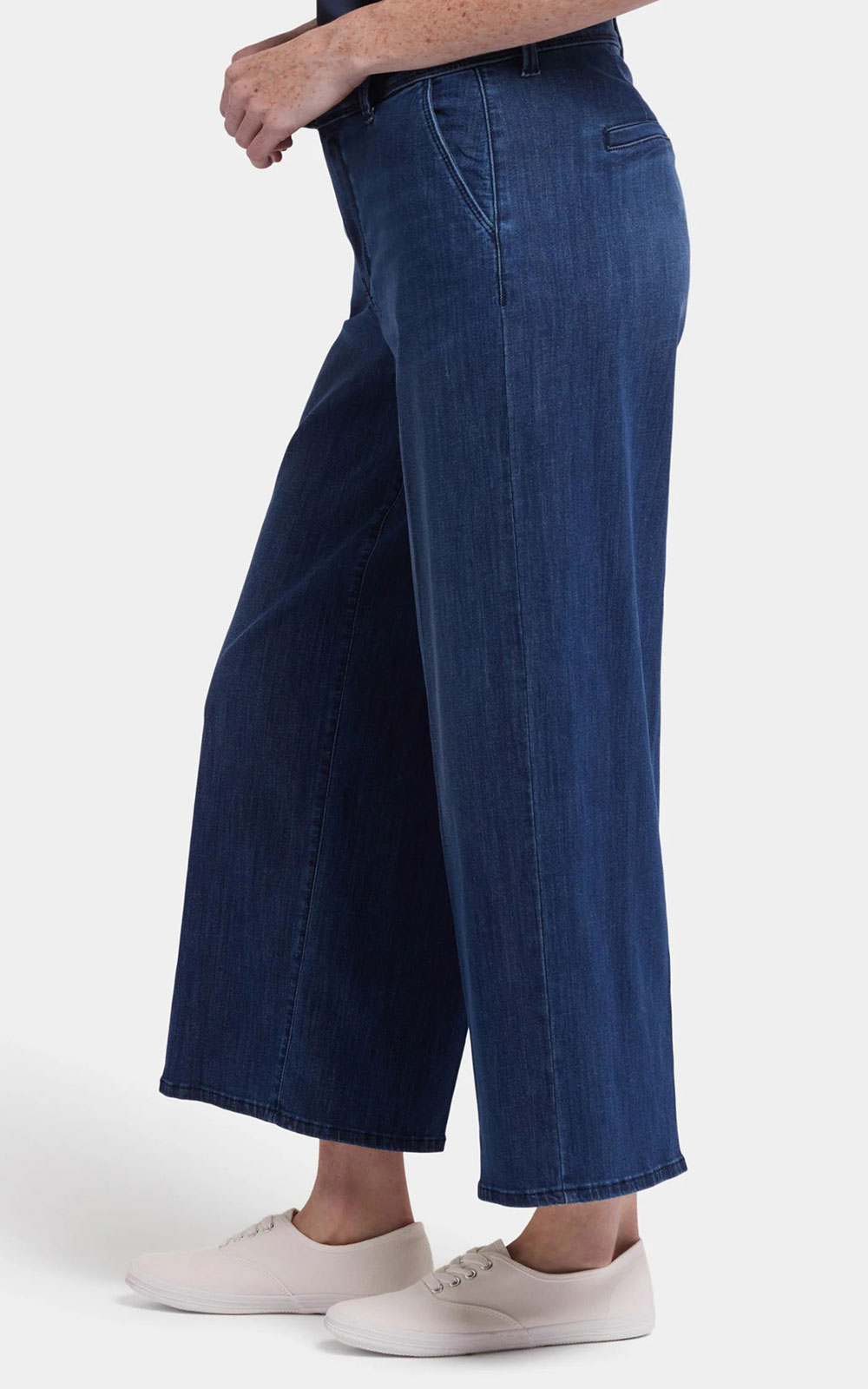 Missy Hi Rise Mona Wide Leg Ankle Trouser Extended Tab product photo.