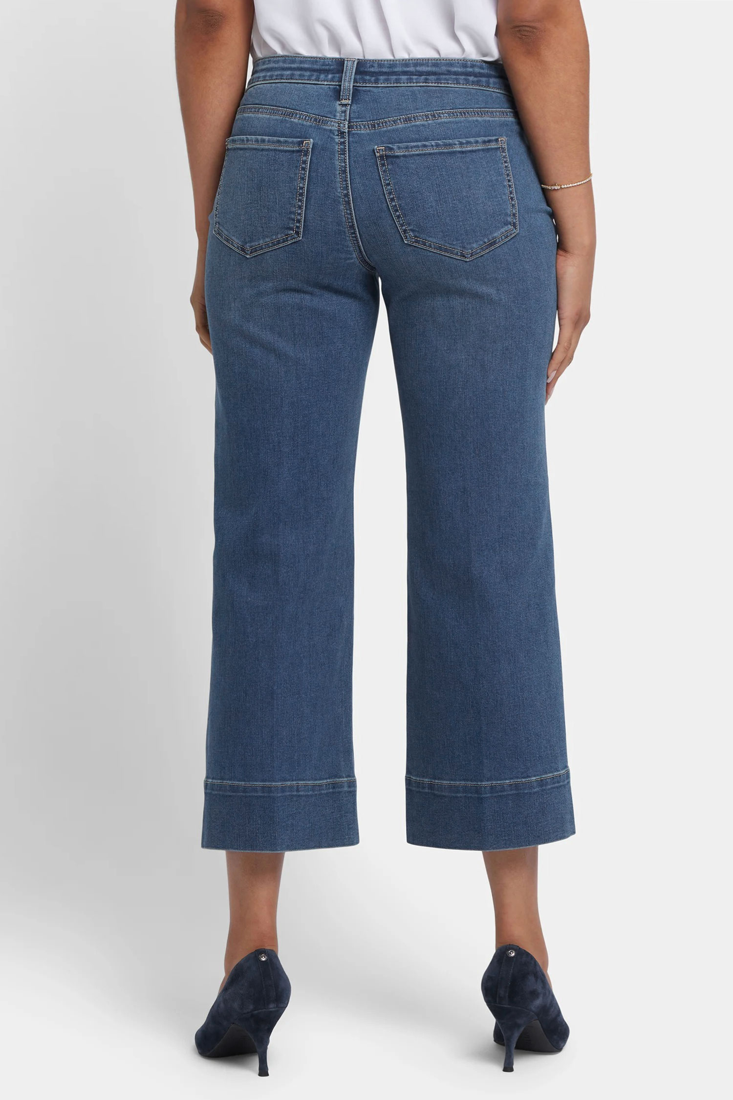 Missy Teresa Wide Leg Ankle 3 Hem product photo.