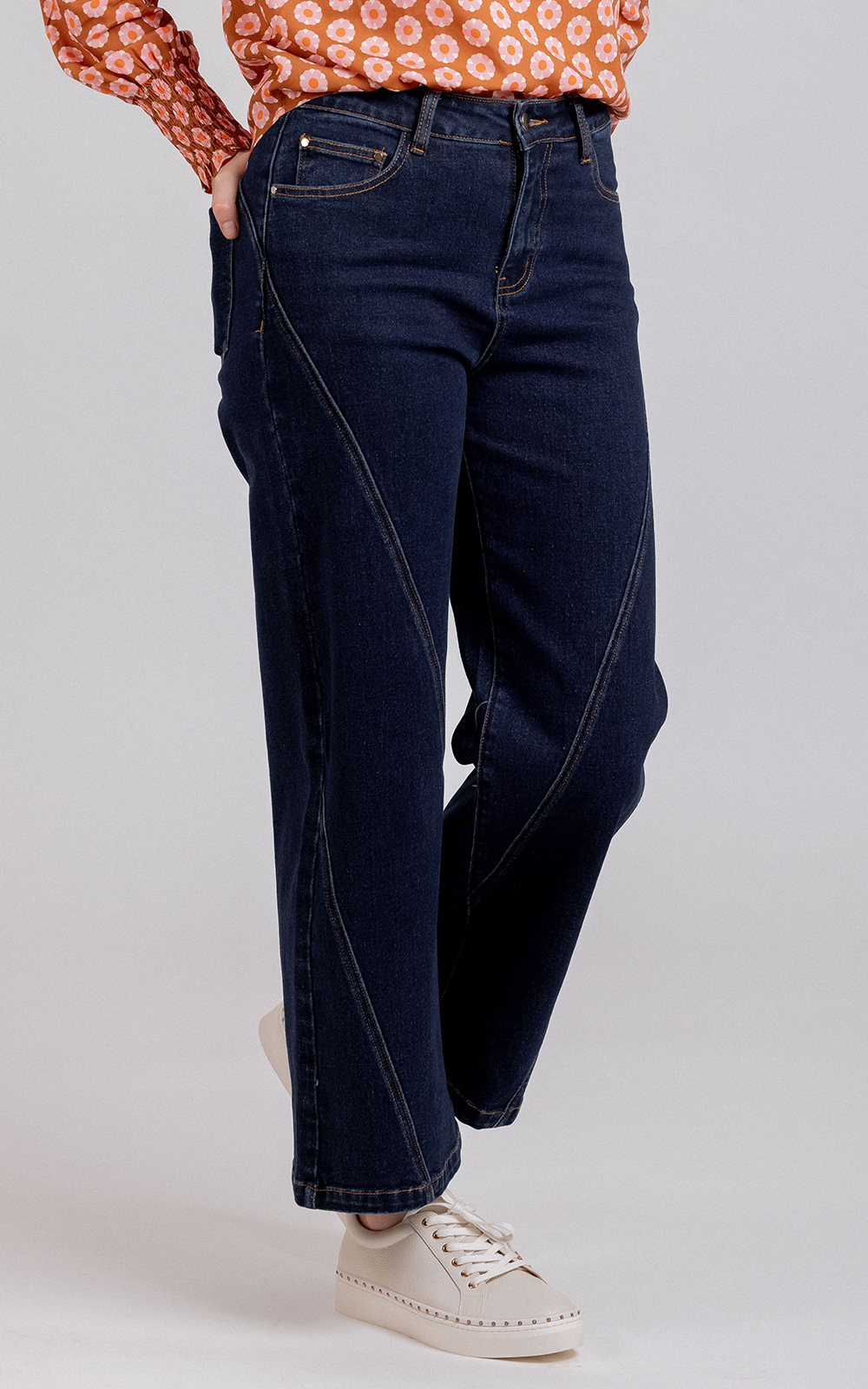 Cillia Jean product photo.