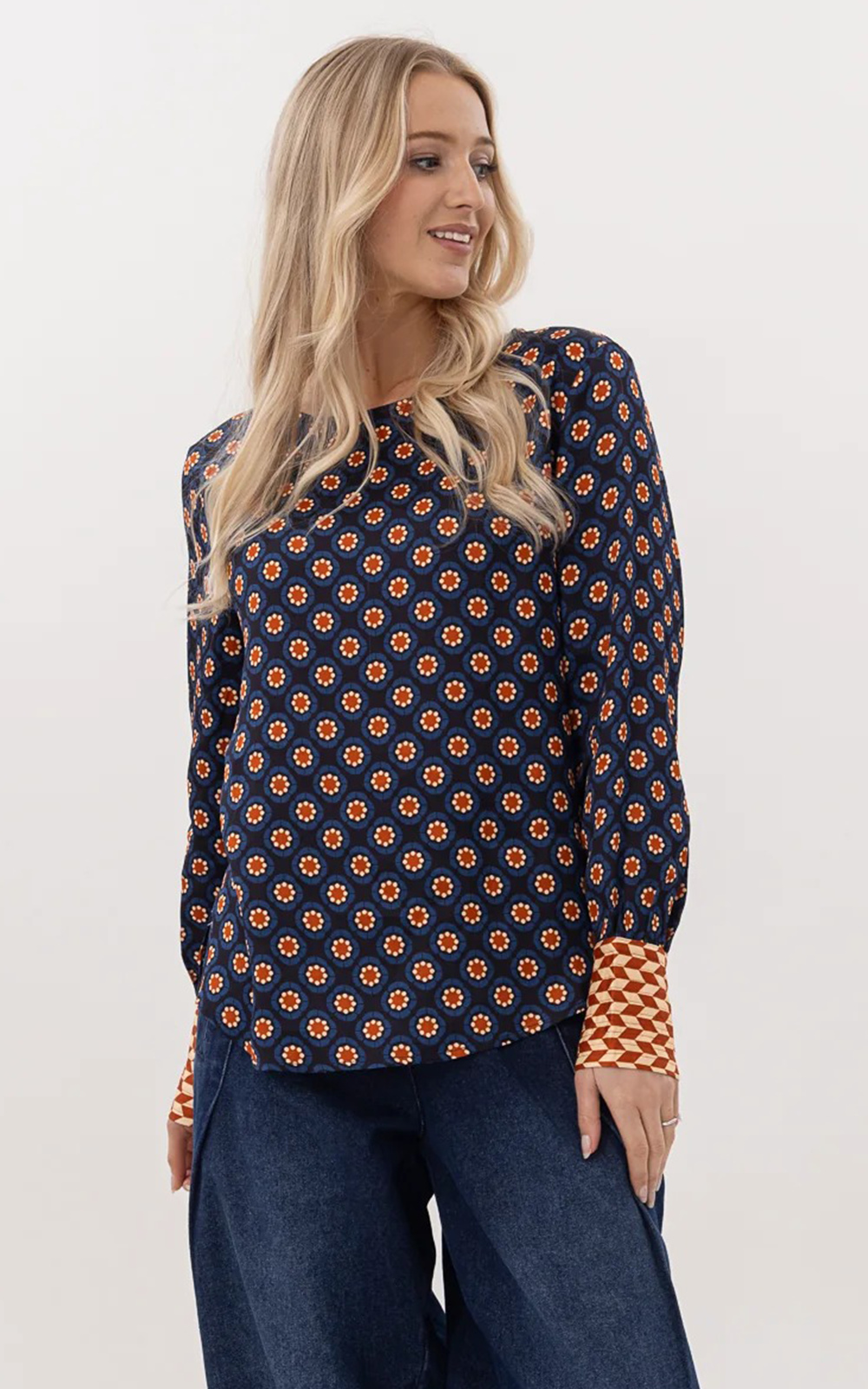 Finley Top product photo.