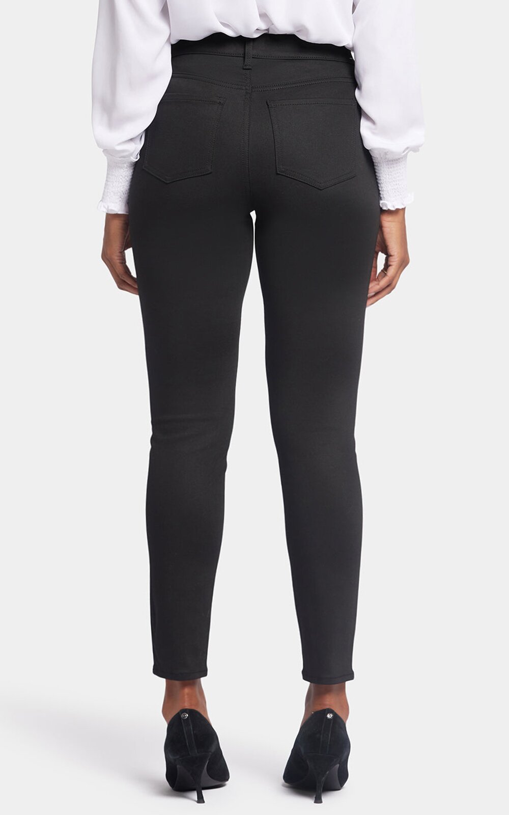 Missy Higher Rise Ami Skinny product photo.