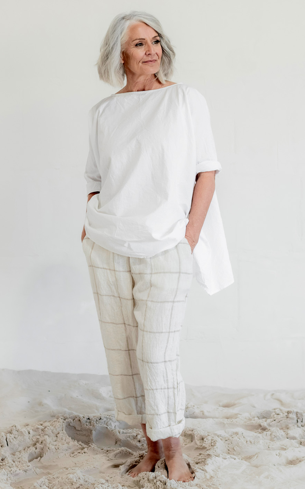 Morton Pants Linen product photo.