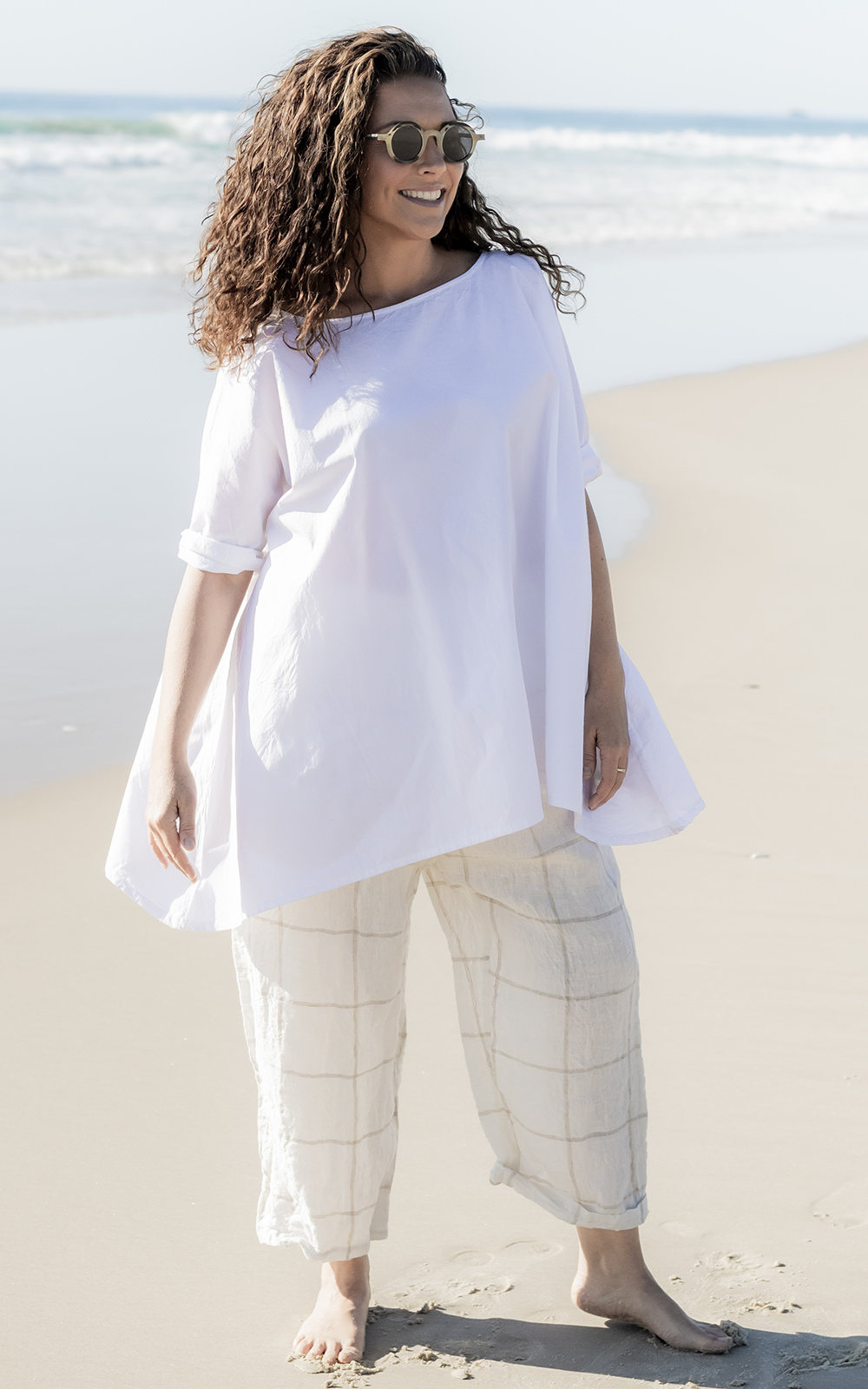 Morton Pants Linen product photo.