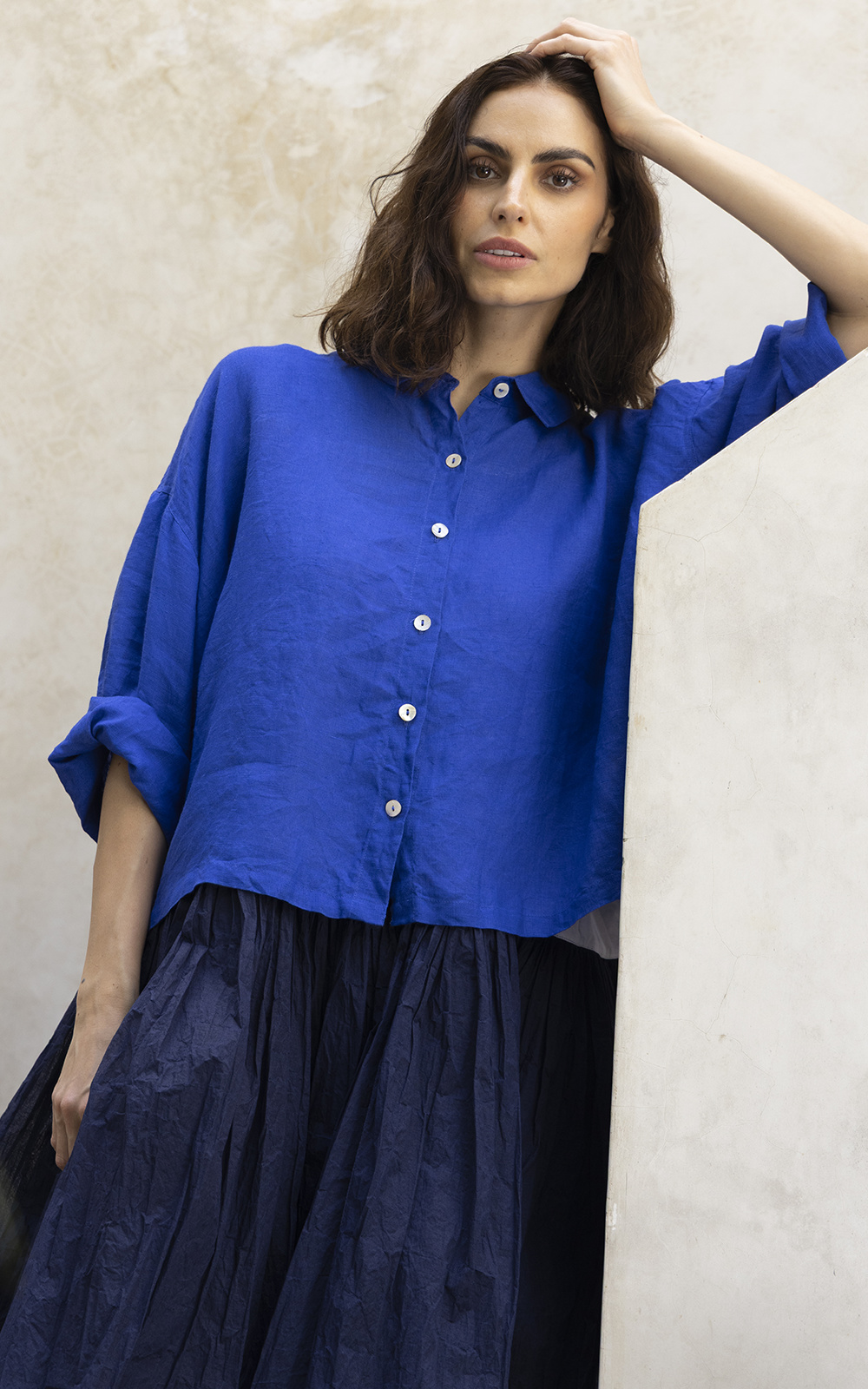 Moyo Shirt Linen product photo.