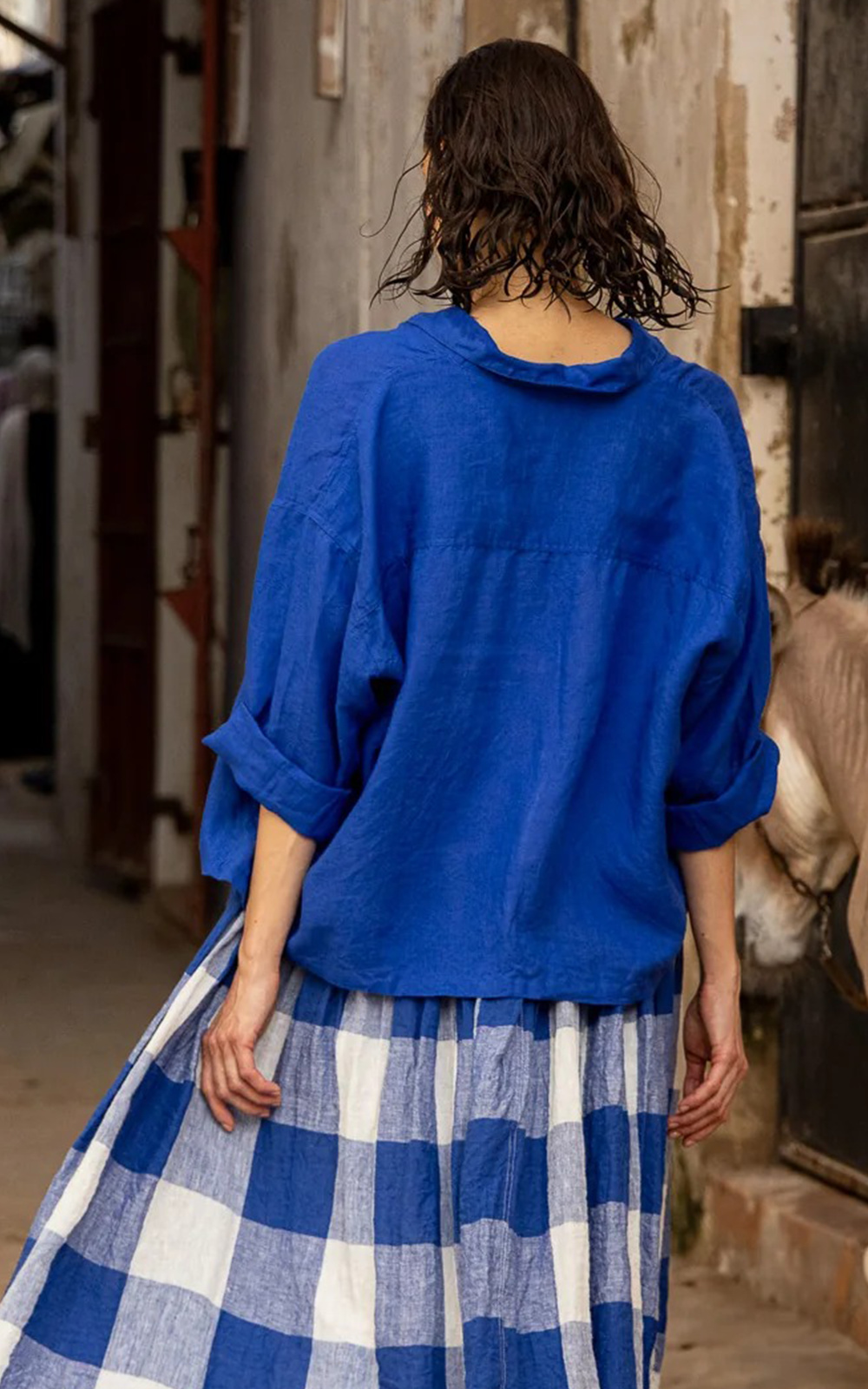 Moyo Shirt Linen product photo.