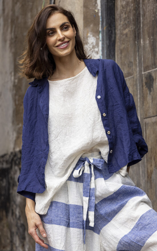 Moyo Shirt Linen product photo.