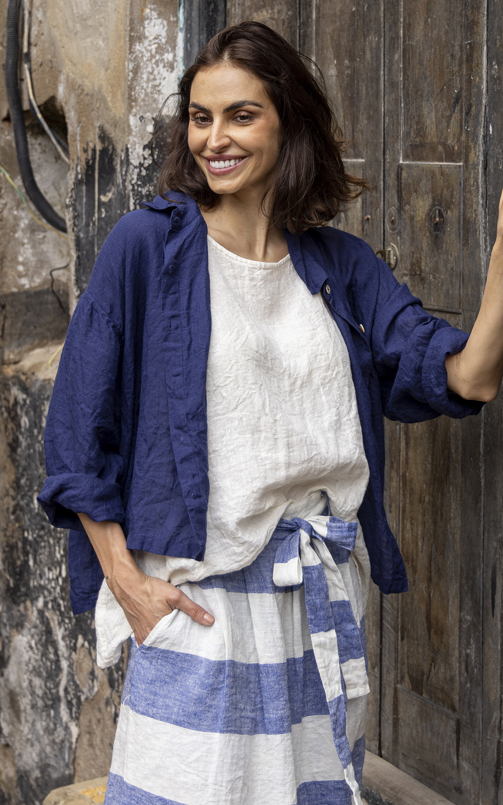 Moyo Shirt Linen product photo.