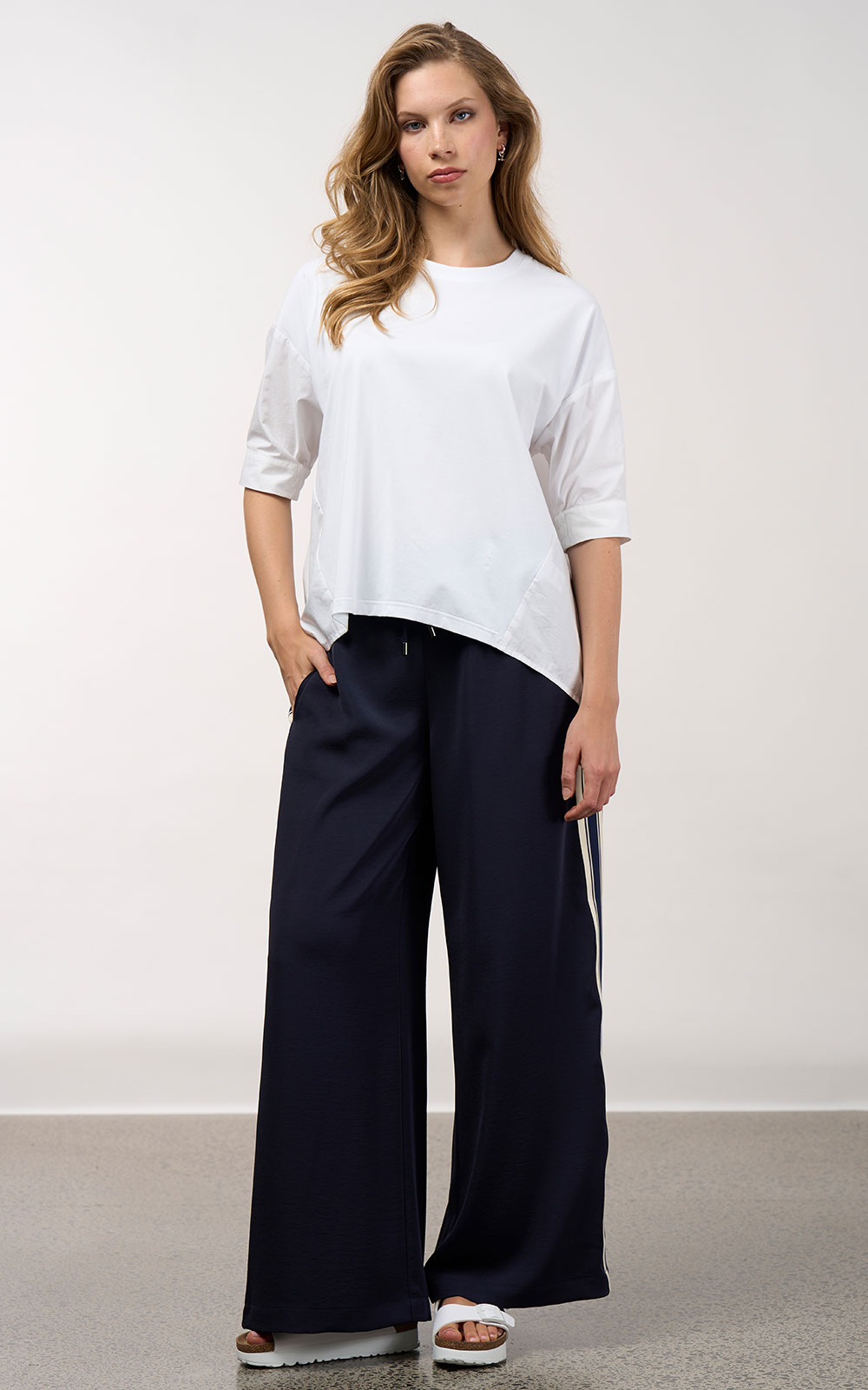 Linear Pant product photo.