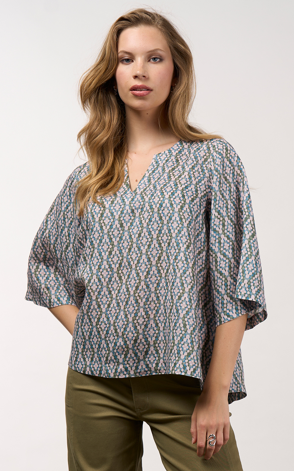 Kinetic Top product photo.