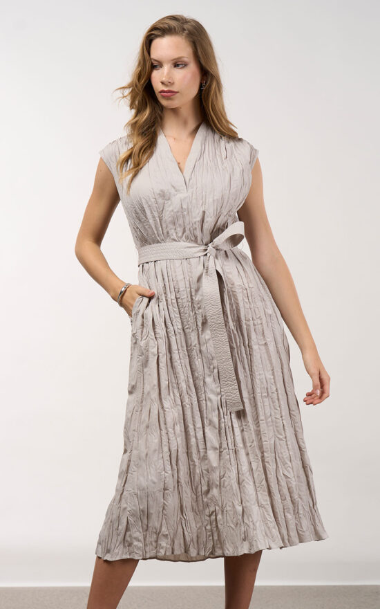 Ripple Dress product photo.