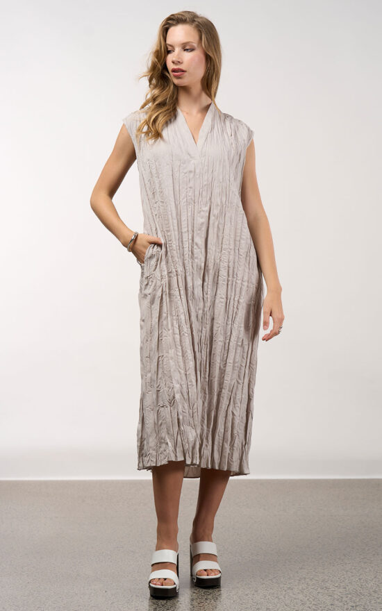 Ripple Dress product photo.