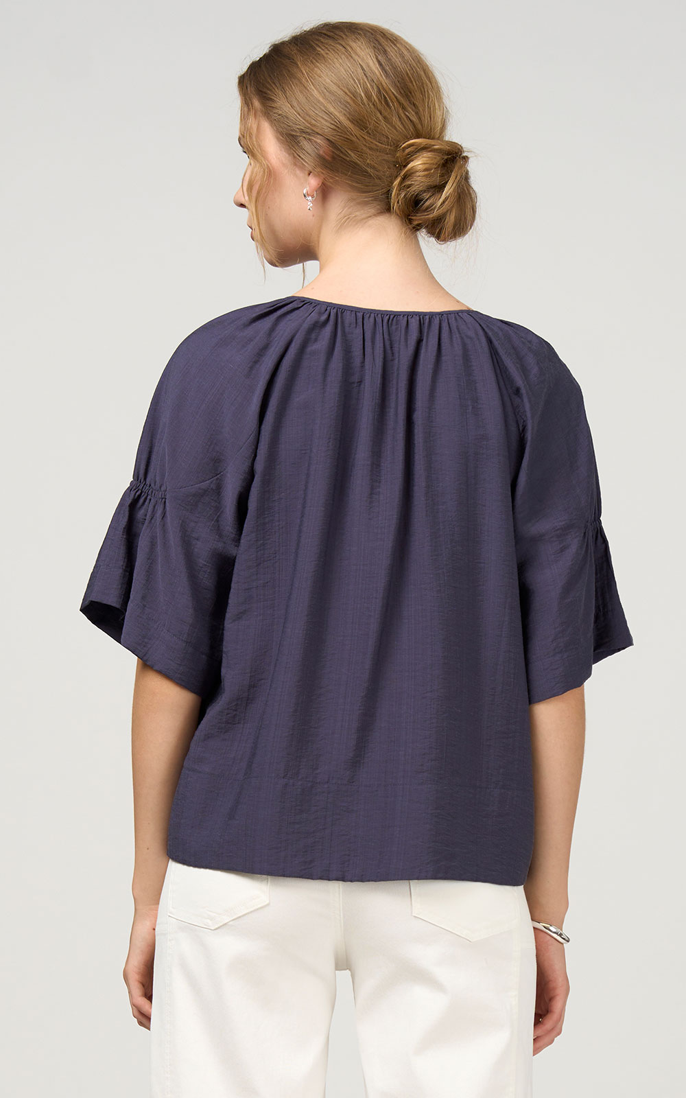 Sonnet Top product photo.
