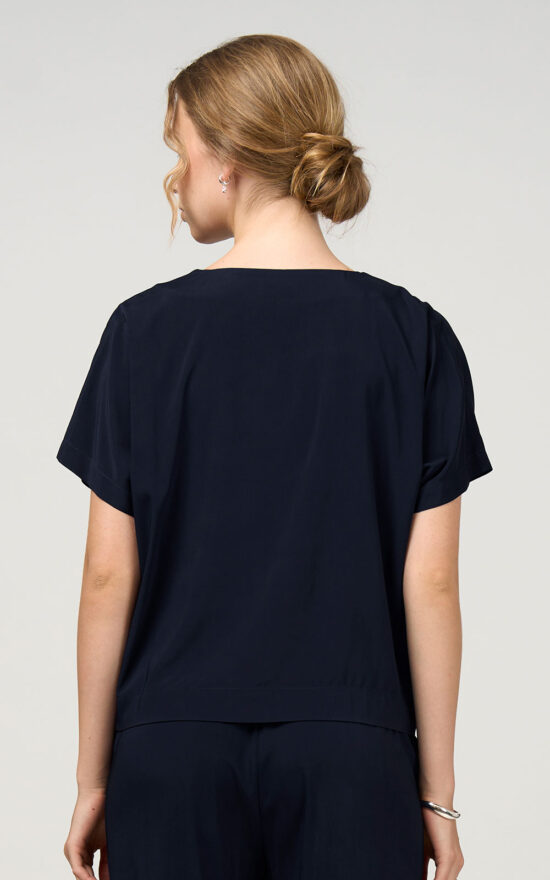Occasion Top product photo.