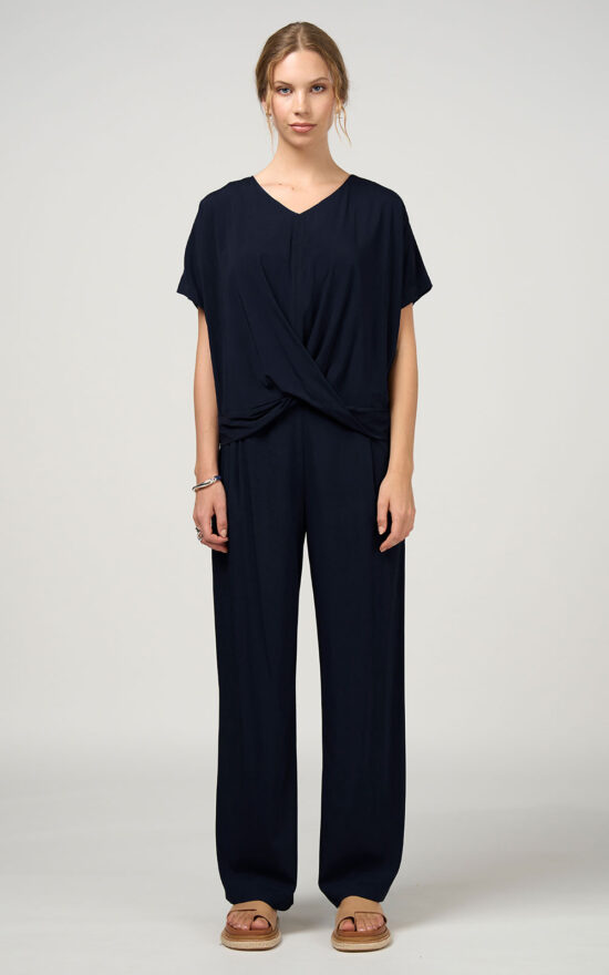 Occasion Pant product photo.