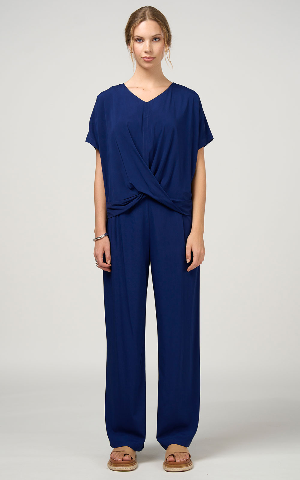 Occasion Pant product photo.