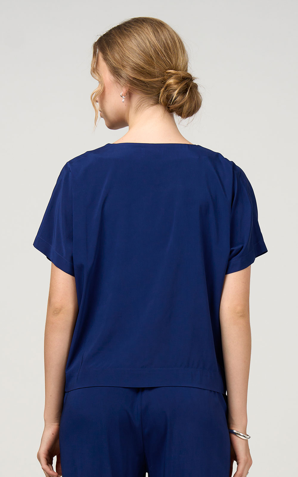 Occasion Pant product photo.