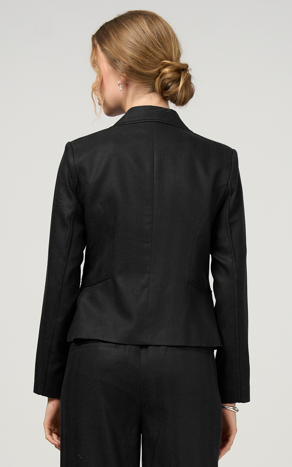 Meridian Jacket product photo.