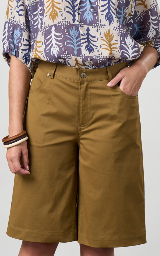 Ratio Short product photo.