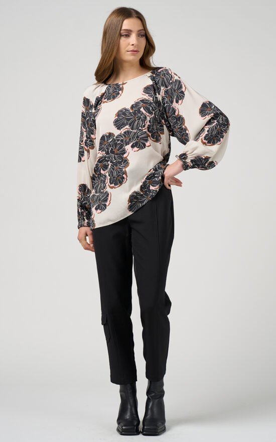 Cavalry Pant product photo.