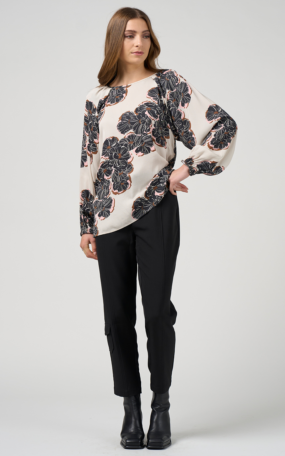 Cavalry Pant product photo.