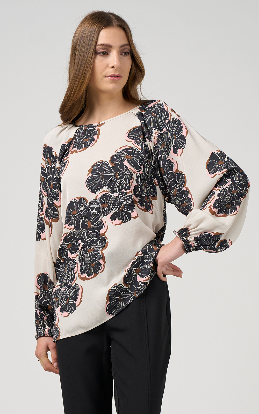 Wood Rose Top product photo.