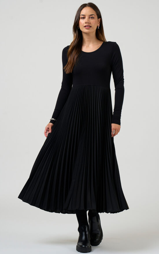 Nova Dress product photo.