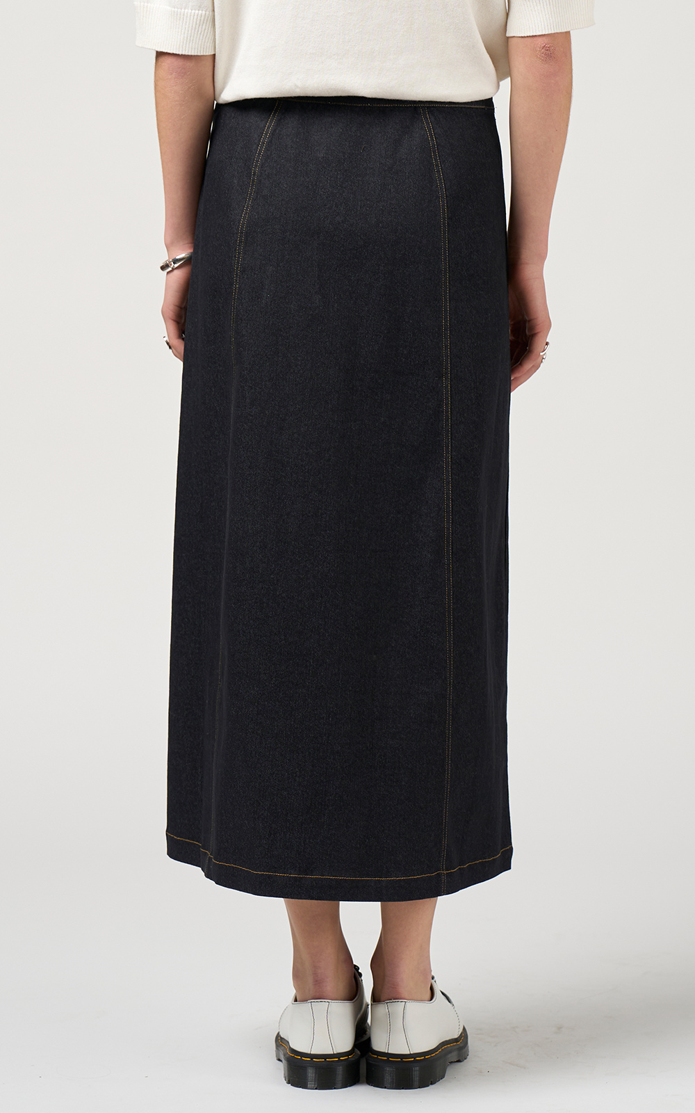 Nova Skirt product photo.