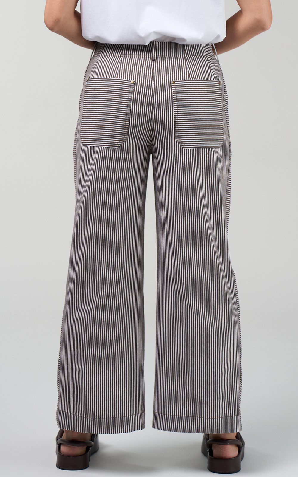 Signal Pant product photo.