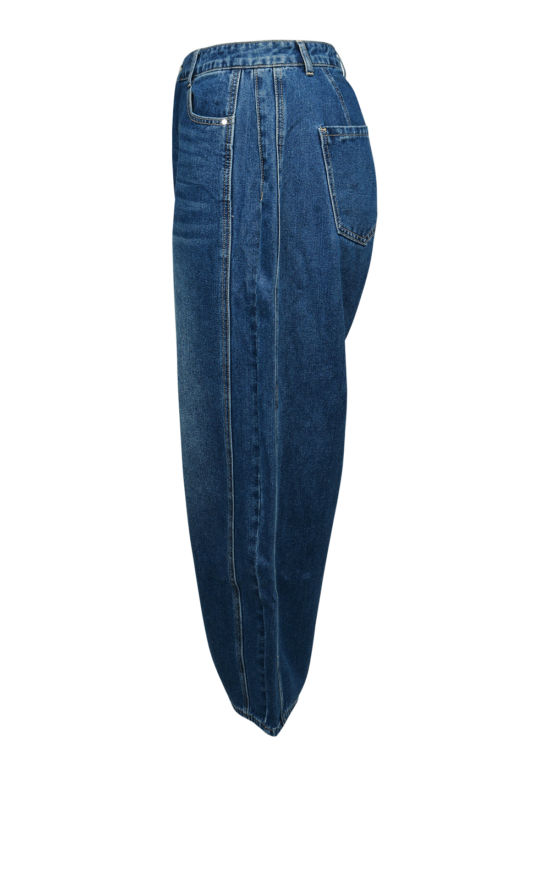Louis Barrel Jean product photo.