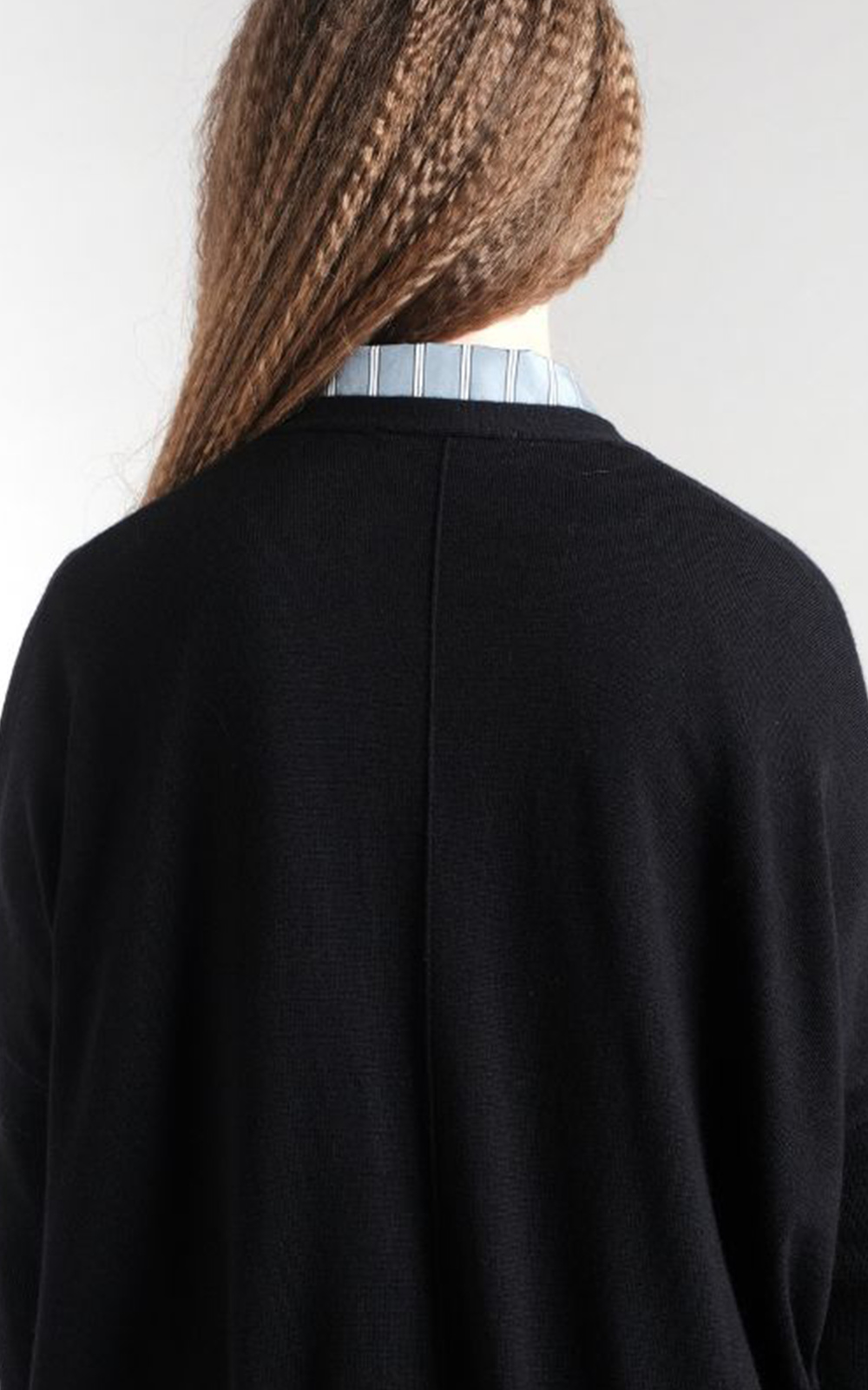 Strung Out Cardi product photo.