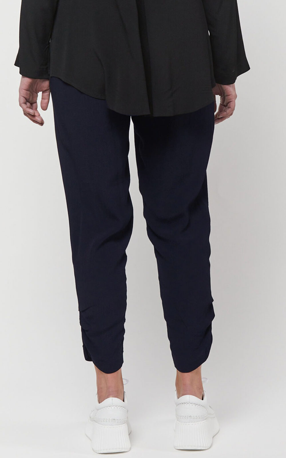Silhouette Ransom Pant product photo.