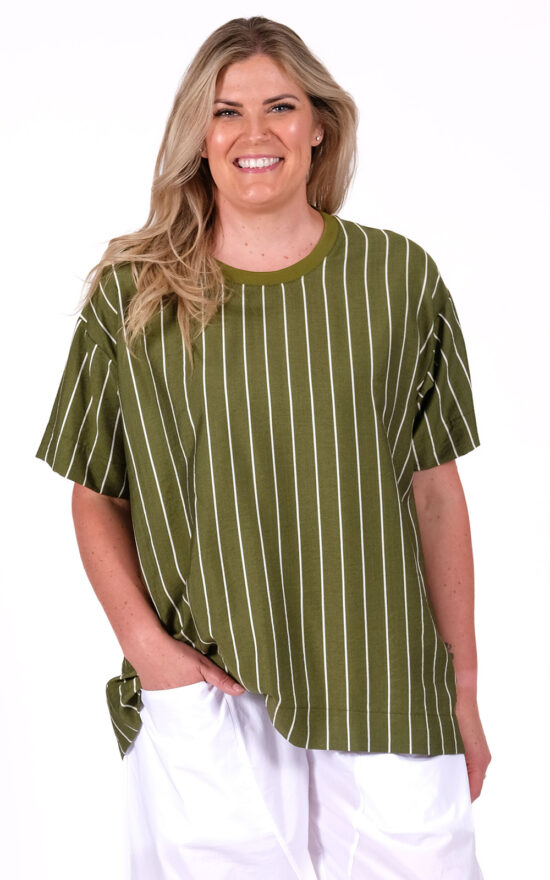 Talia Top product photo.