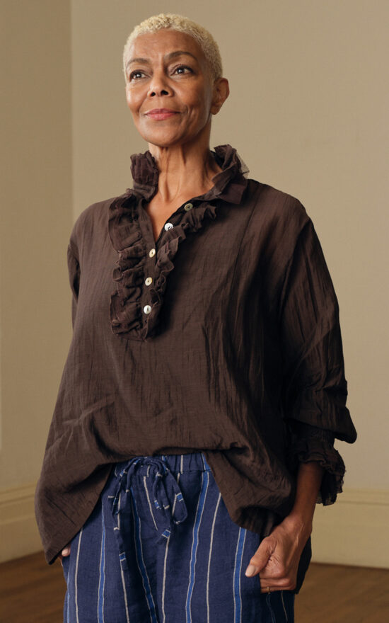 Odile Blouse Silk Cotton product photo.