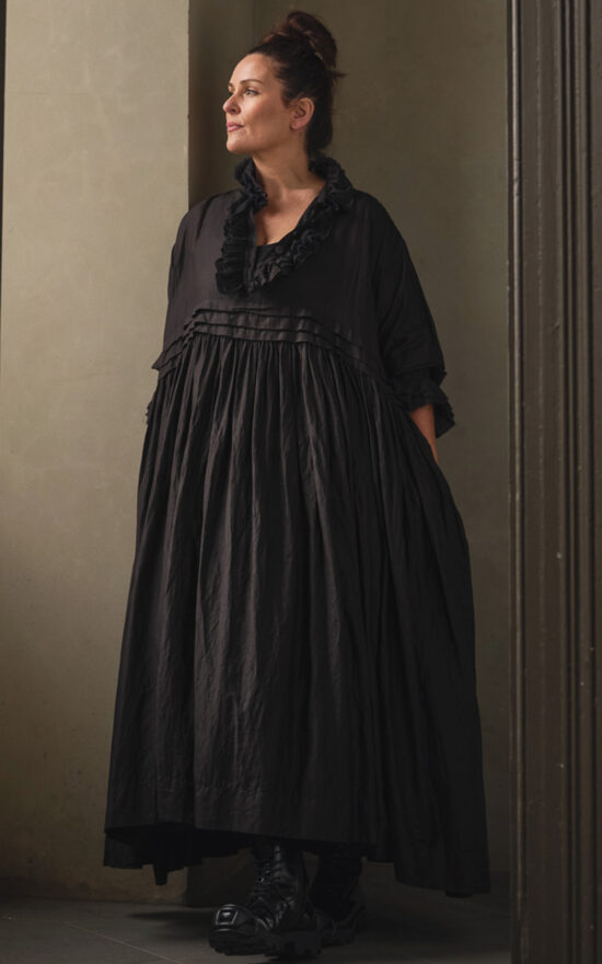 Odile Dress Silk Cotton product photo.