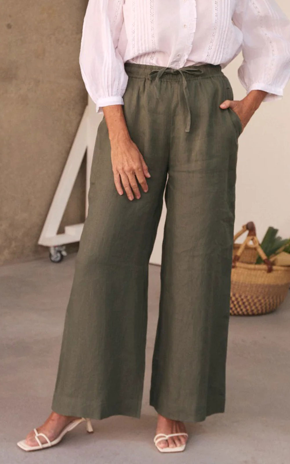 Breezy Linen Relaxed Pant product photo.