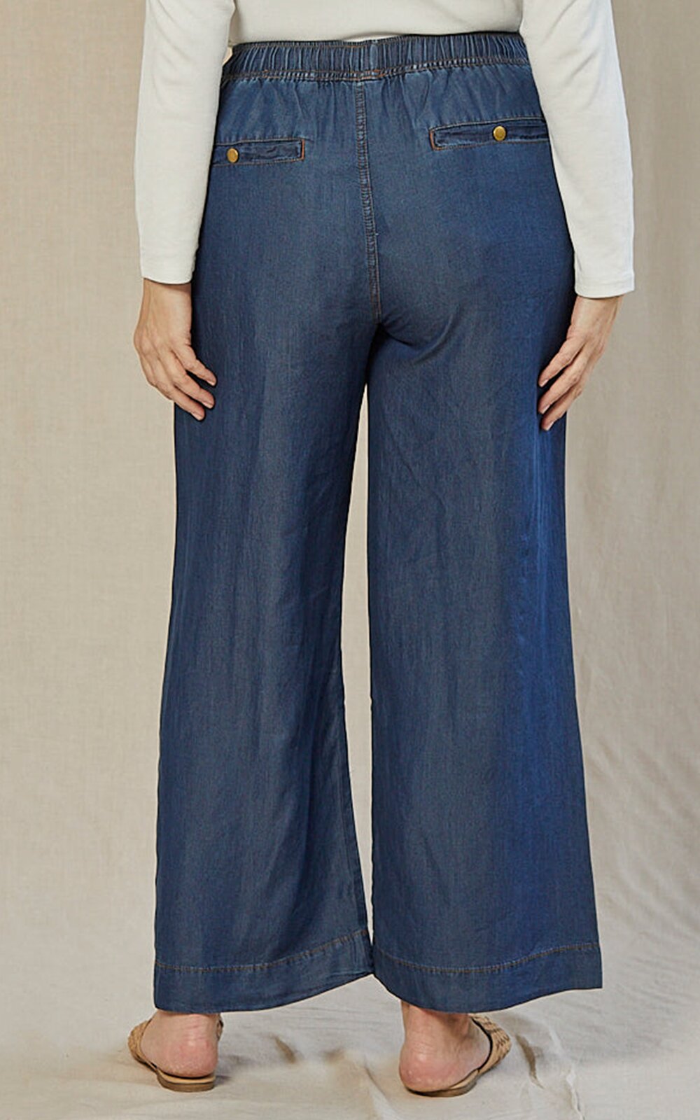 Relaxed Tencel Pant product photo.