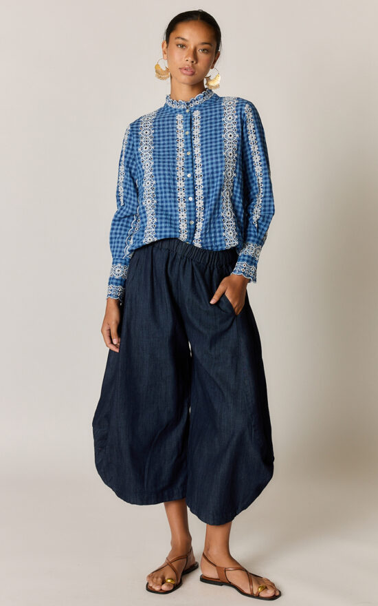 Palloncino Pant product photo.