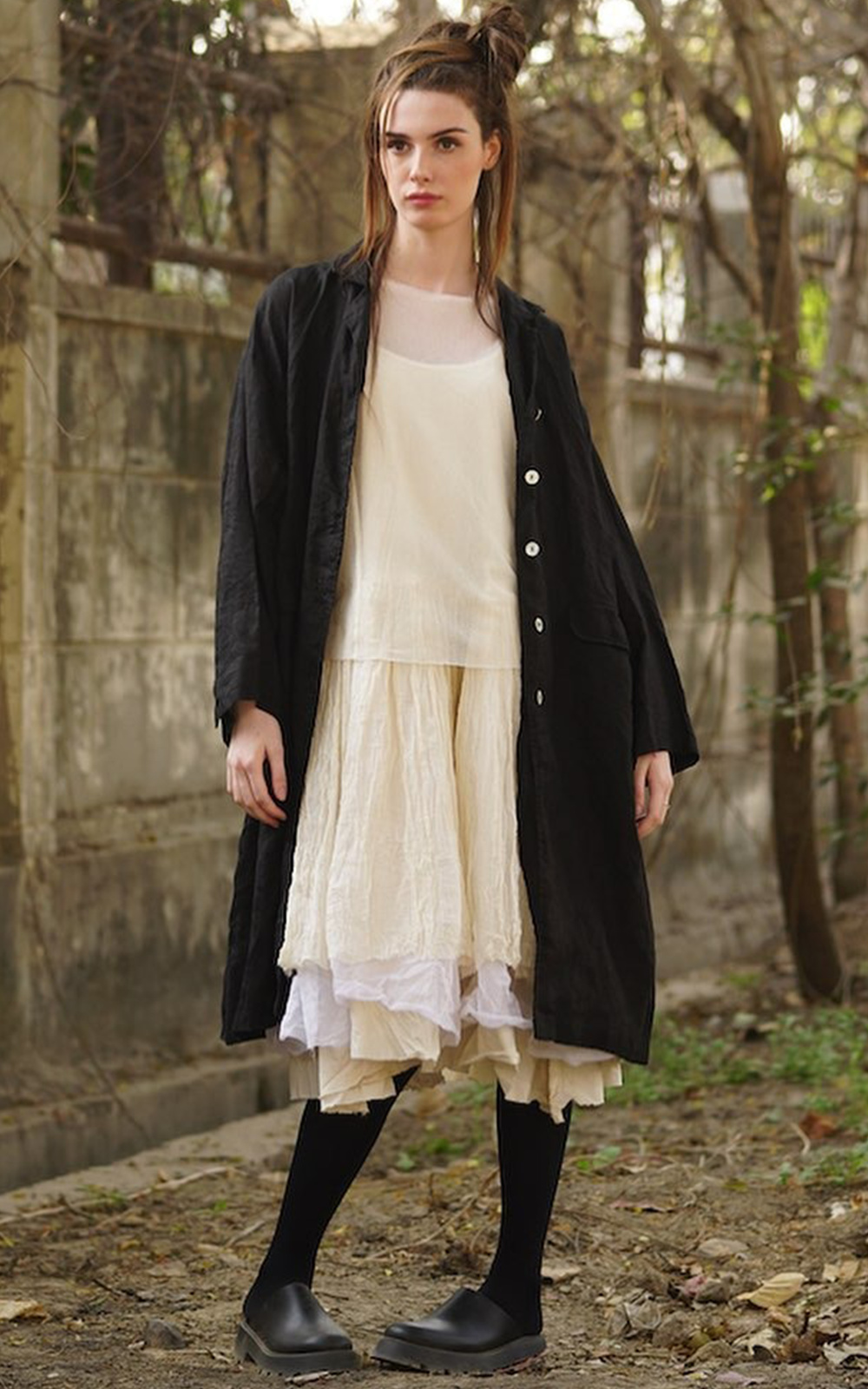 Piaf Coat In Linen product photo.