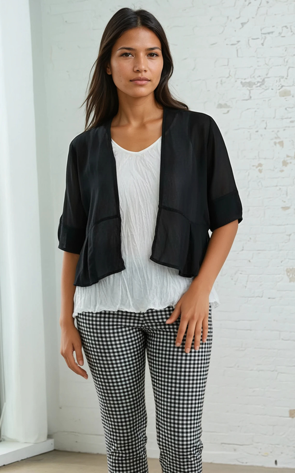 Zaria 7/8 Pant product photo.