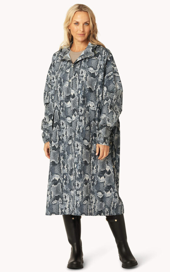 Poncho product photo.