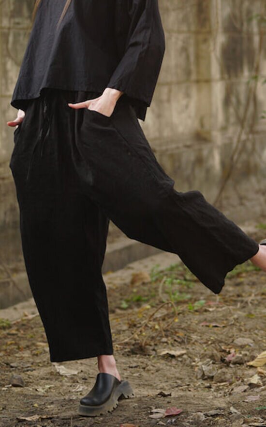 Remy Pant In Cotton Twill product photo.