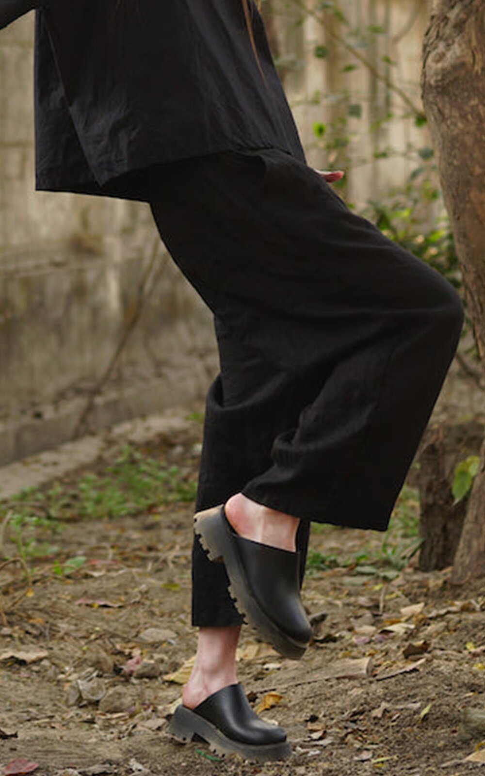 Remy Pant In Cotton Twill product photo.