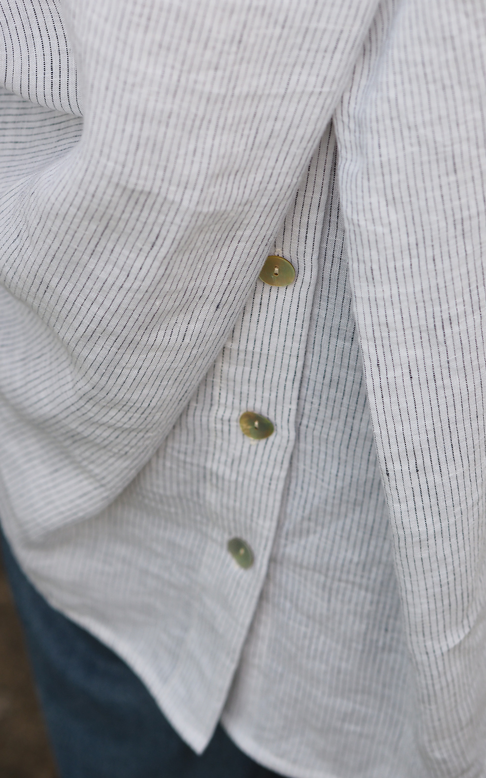 Ohawe Shirt product photo.