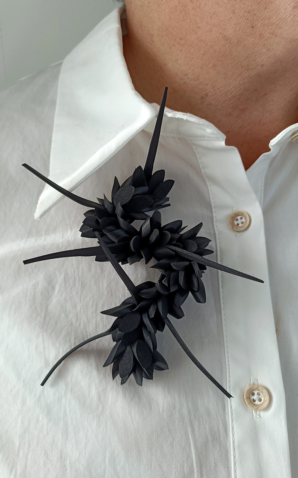 Ryujin Brooch product photo.